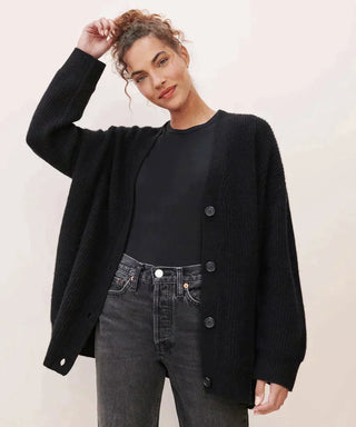 Lulu | Stylish Button Cardigan