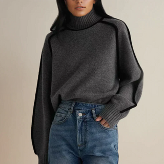 Kina | Luxurious Turtleneck